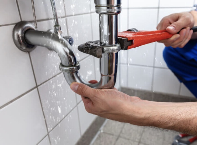 Plumber – Handyman service on HourDeal